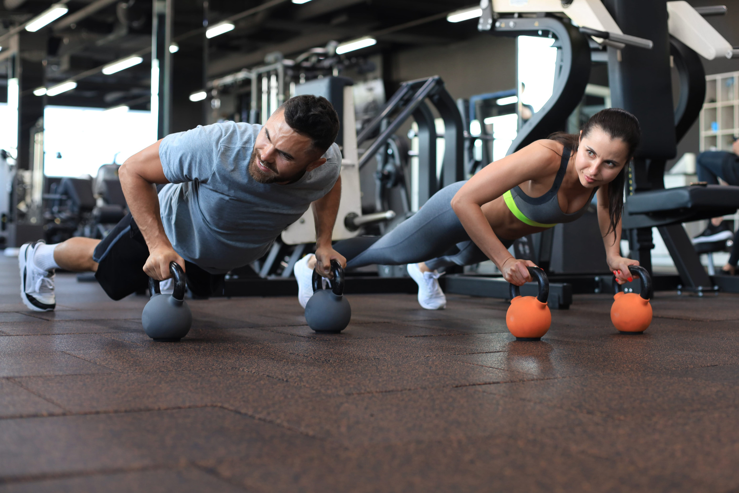 unhealthy competetion with partner at the gym