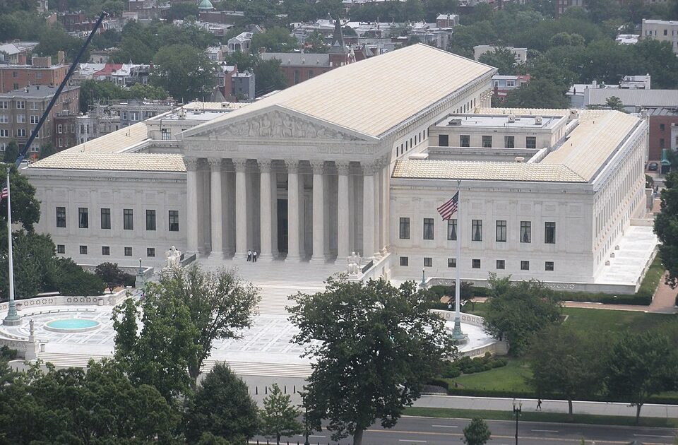 U.S. Supreme Court Expands Trump’s Executive Power but Blocks Immediate Firing of Fed Governor Lisa Cook 
