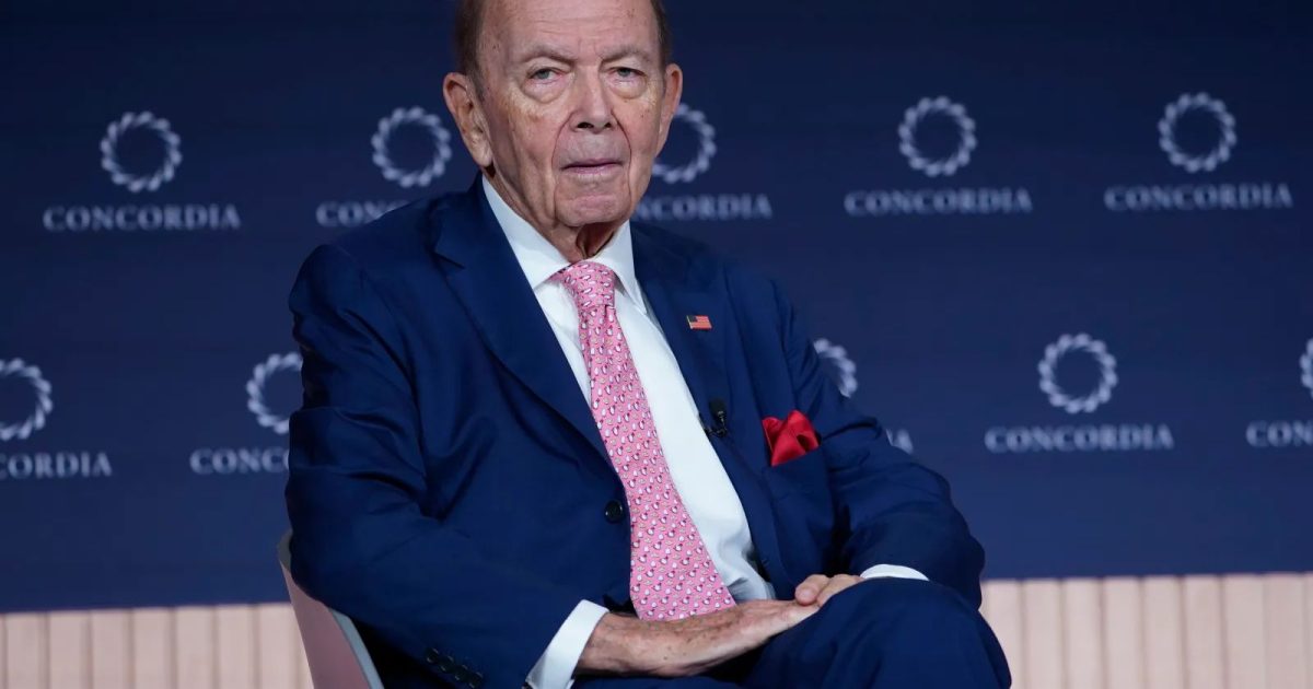 Trump Impeachment Likely if Democrats Win Midterms, Wilbur Ross Warns