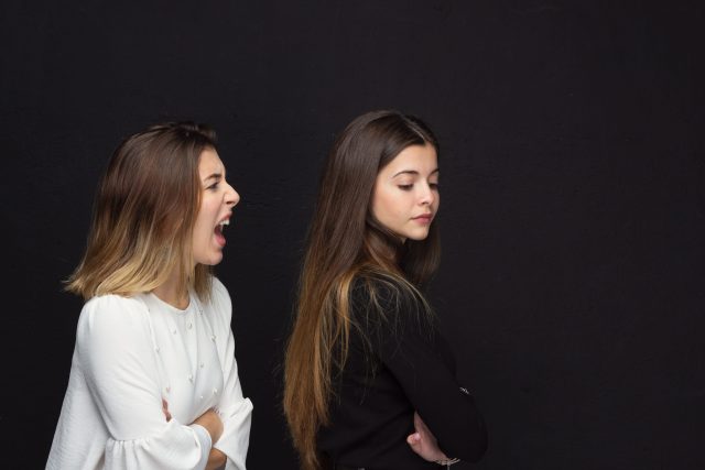 9 Toxic Friendships That Can Drain Your Happiness