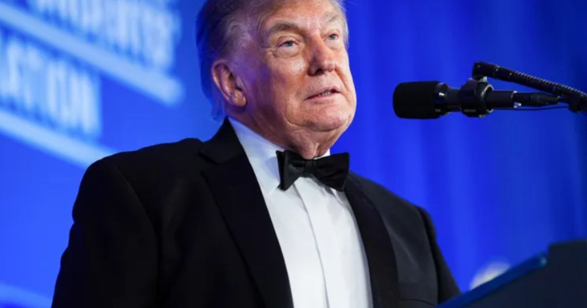 Trump’s Midterm Nightmare Deepens as Political Warning Signs Begin to Mount