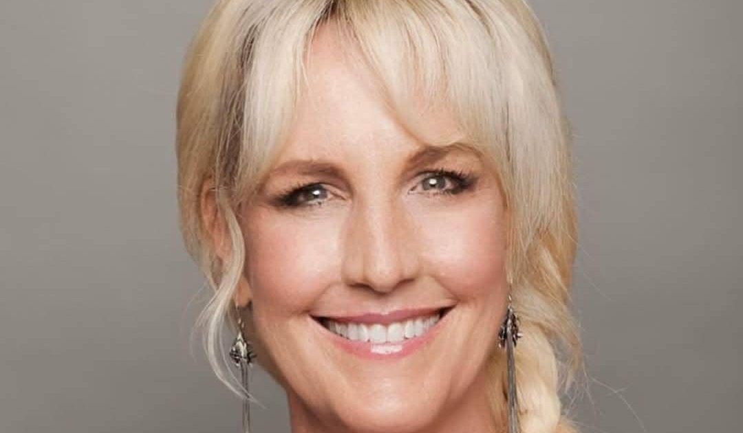Erin Brockovich Turns Her Attention to AI Data Centers, Warning of Environmental Costs 