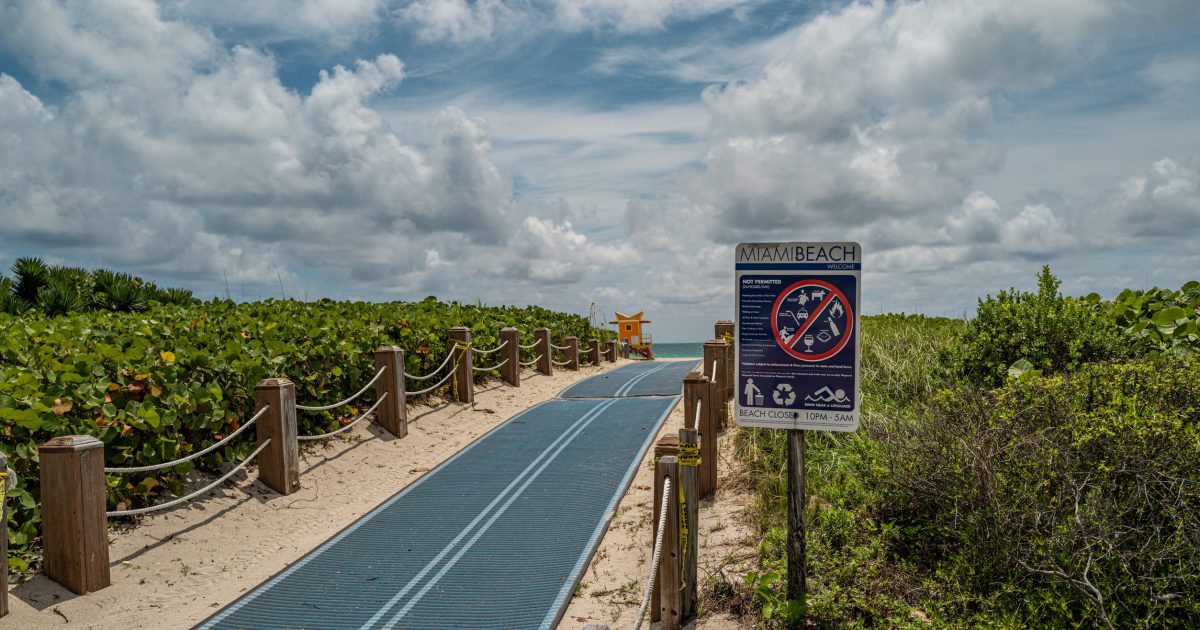 Florida Fall Travel Is Entering Hurricane Season’s Watch Period: What Visitors Need to Know Before Booking