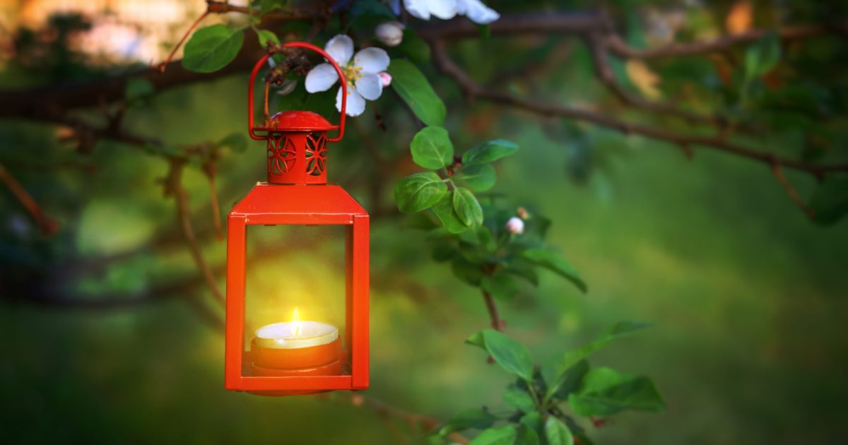 What It Means If You See a Home With a Red Porch Light