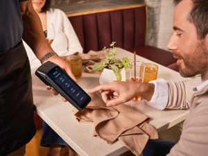 modern-dining-experience-with-digital-tipping-